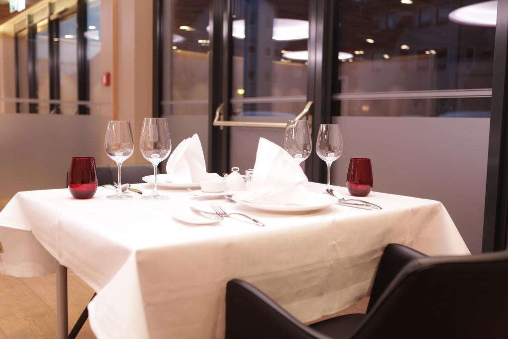 Hotel Aurelia Aldingen  Екстер'єр фото