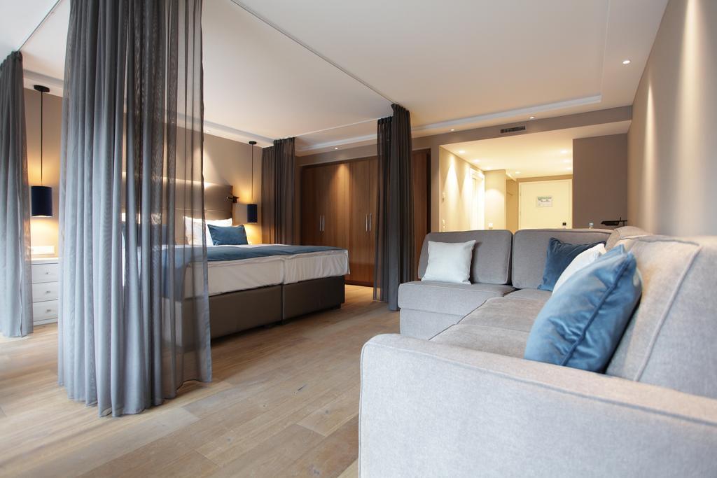 Hotel Aurelia Aldingen  Екстер'єр фото